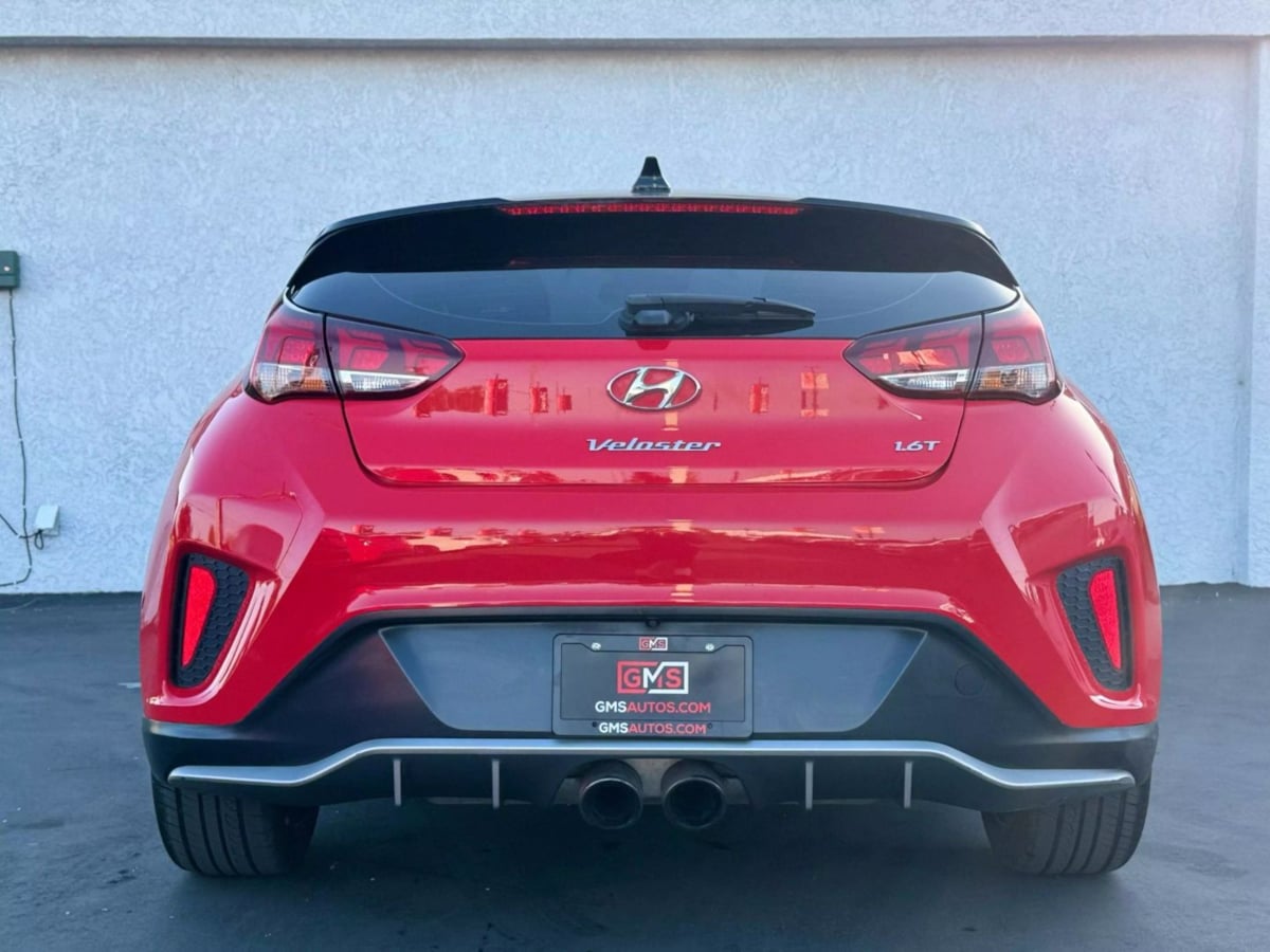 Vehicle image 7 of 35