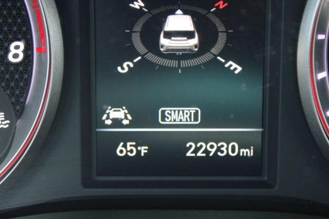 Vehicle image 26 of 42