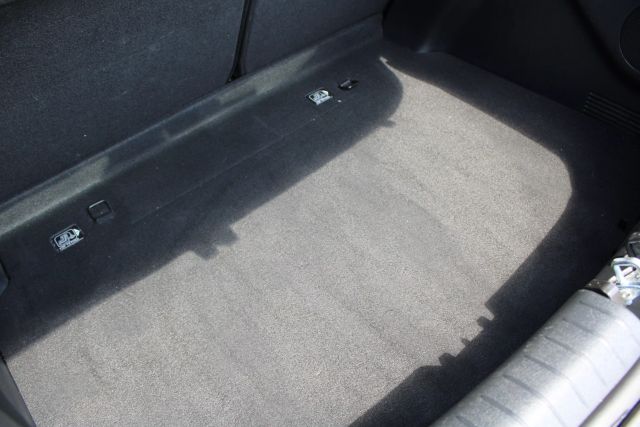 Vehicle image 36 of 42