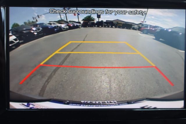 Vehicle image 17 of 42