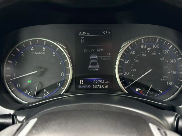 Vehicle image 21 of 27