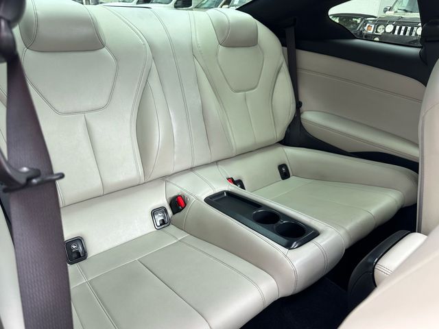 Vehicle image 18 of 27