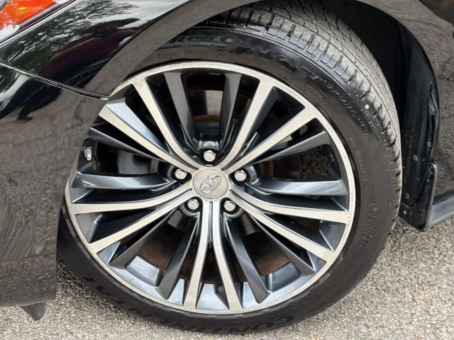 Vehicle image 12 of 27