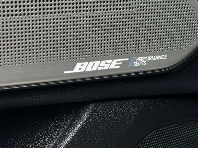 Vehicle image 26 of 27