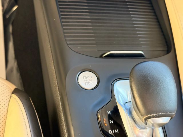 2019 INFINITI QX50 Essential Image 43 of 50