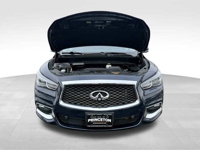 2019 INFINITI QX60 Luxe Image 3 of 55