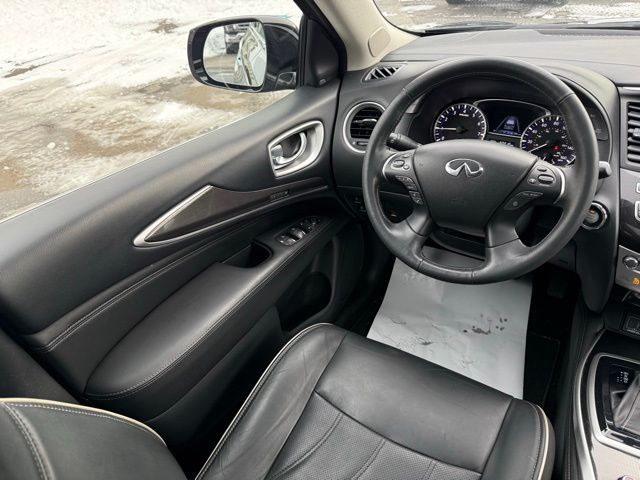 2019 INFINITI QX60 Luxe Image 25 of 55