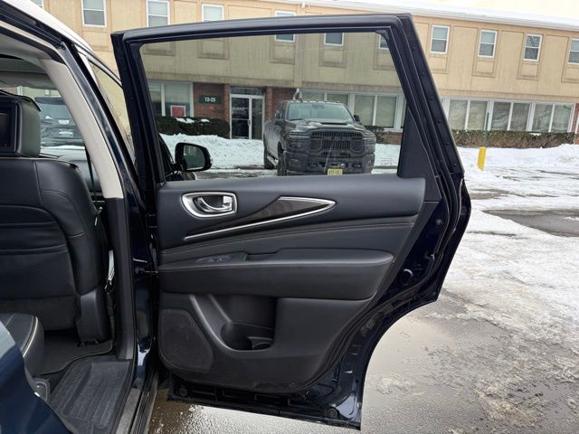 2019 INFINITI QX60 Luxe Image 22 of 55