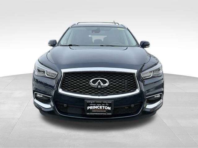 2019 INFINITI QX60 Luxe Image 2 of 55