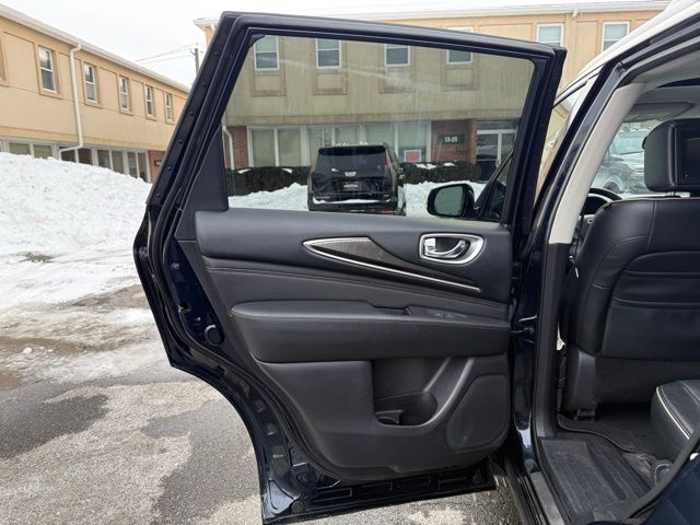 2019 INFINITI QX60 Luxe Image 43 of 55