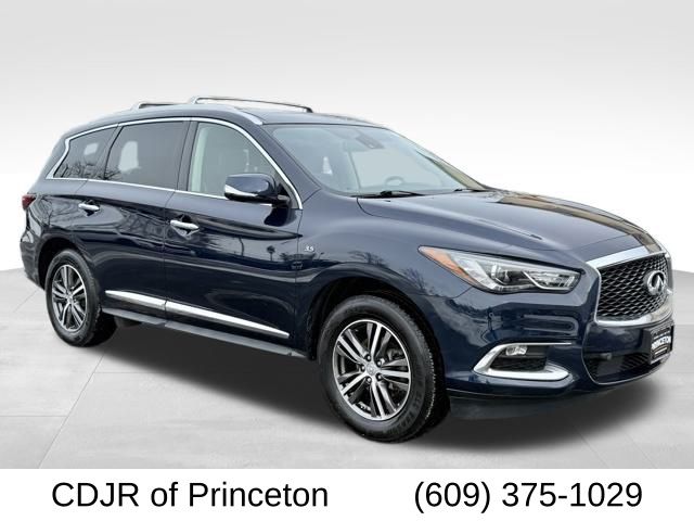 2019 INFINITI QX60 Luxe Image 4 of 55