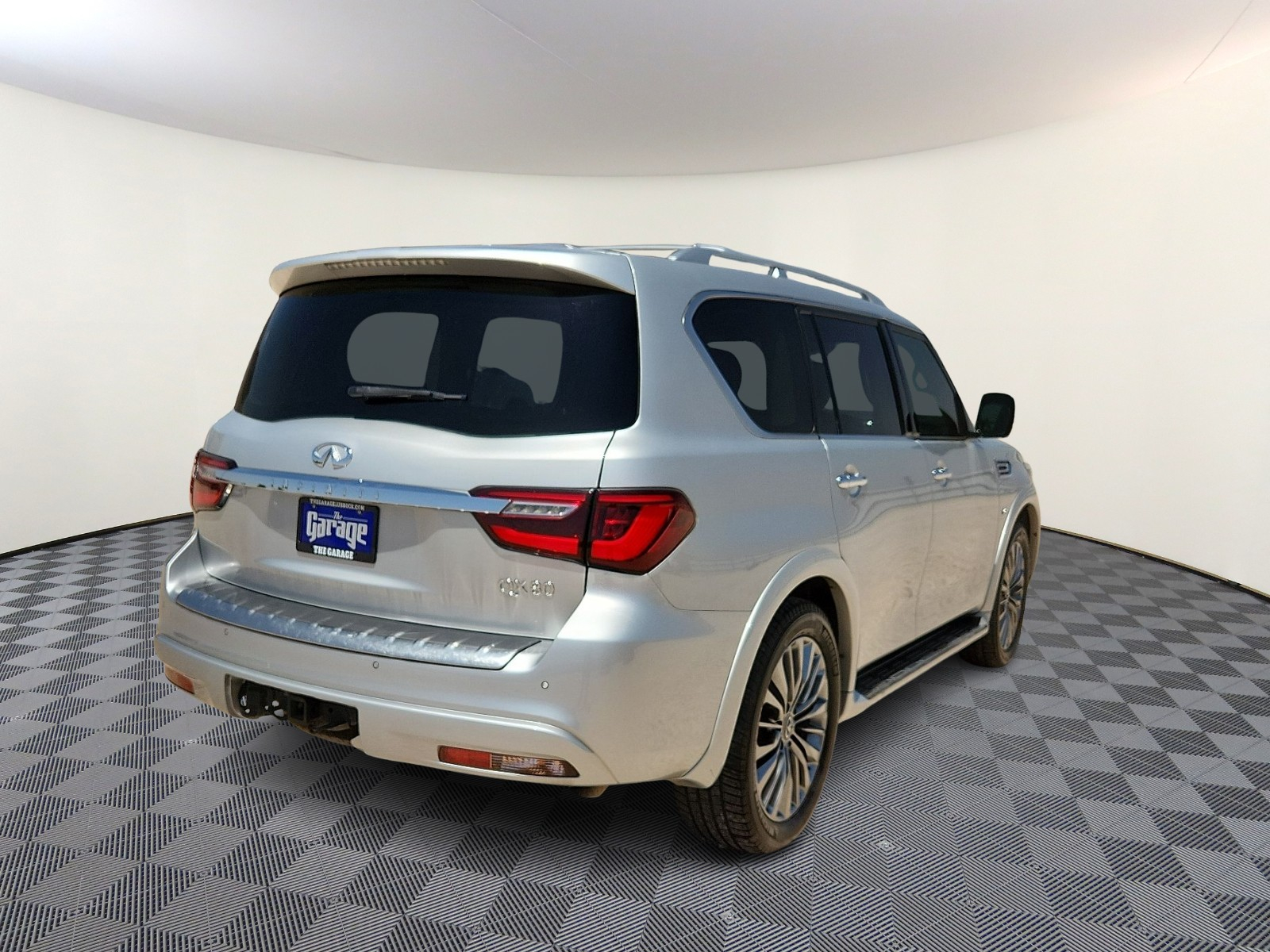 Vehicle image 4 of 26