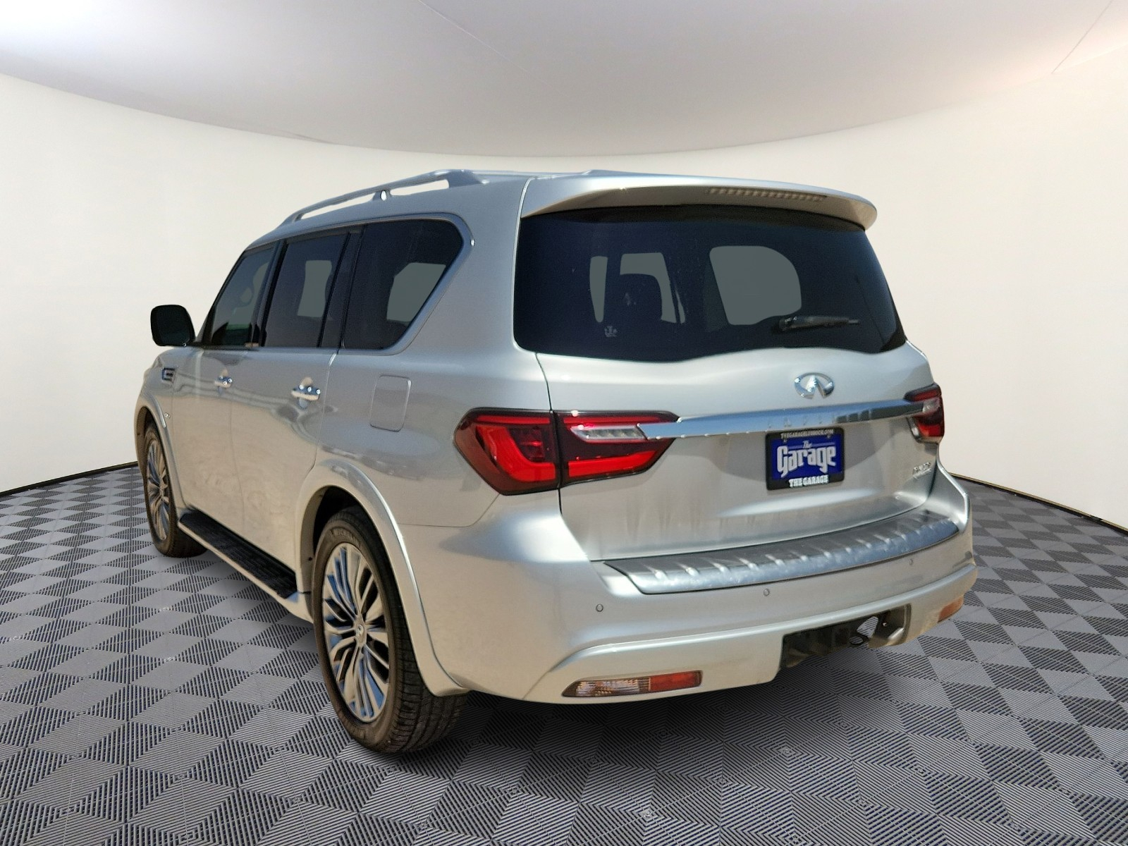 Vehicle image 5 of 26