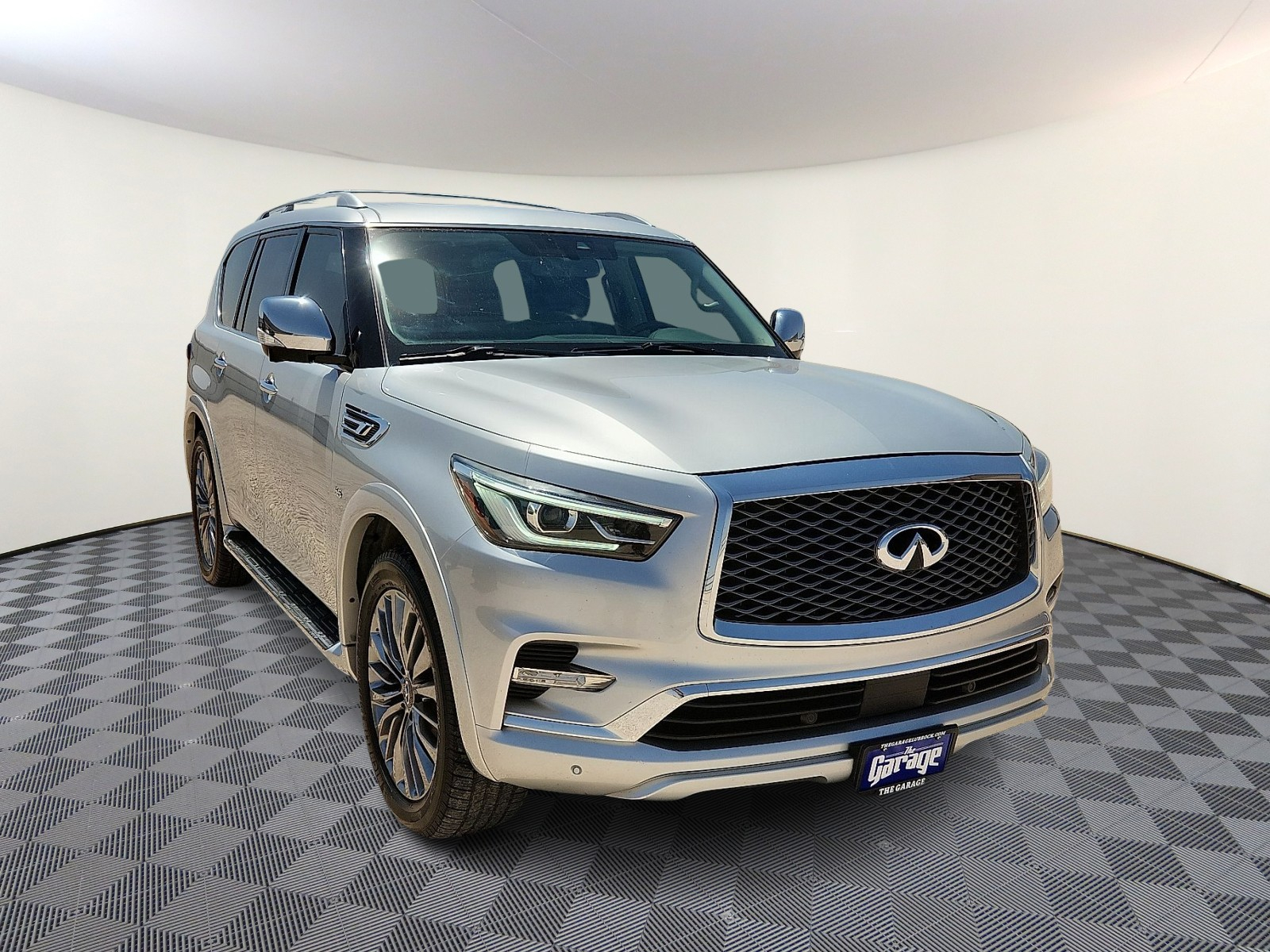 Vehicle image 2 of 26