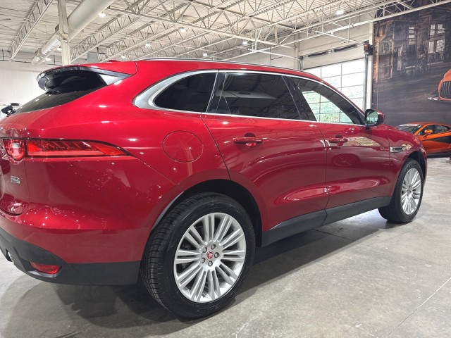 Vehicle image 15 of 99