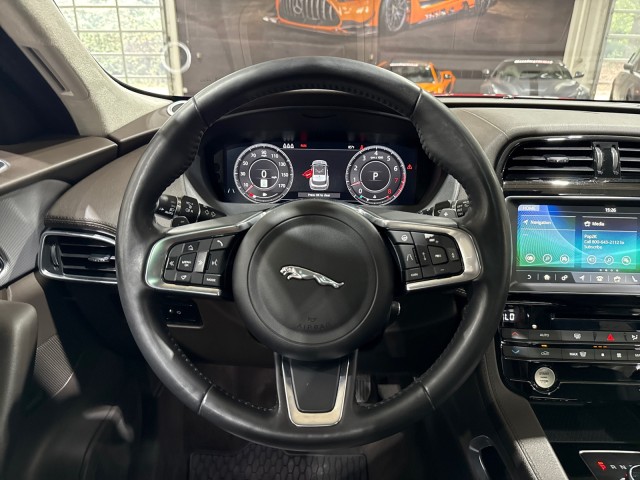 Vehicle image 78 of 99