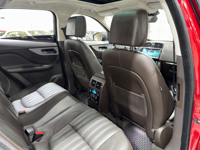 Vehicle image 66 of 99
