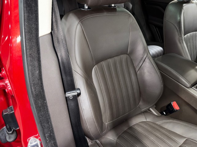 Vehicle image 67 of 99