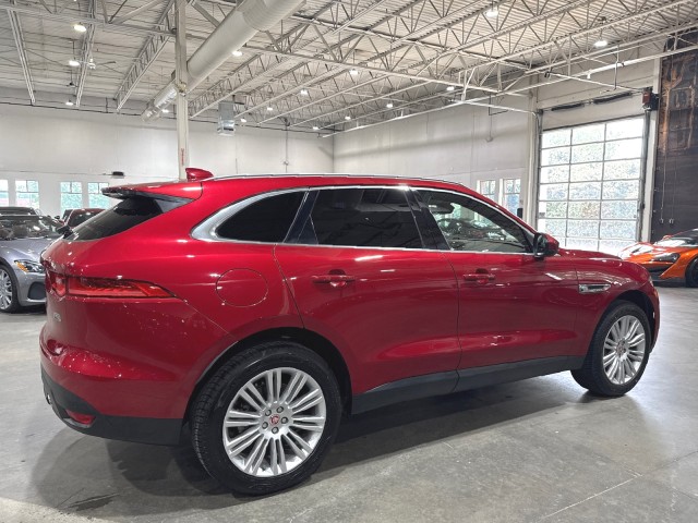 Vehicle image 11 of 99