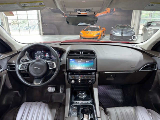 Vehicle image 26 of 99