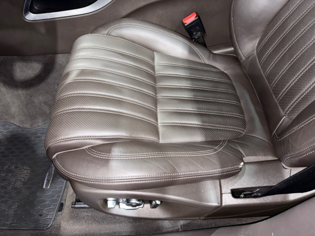 Vehicle image 54 of 99