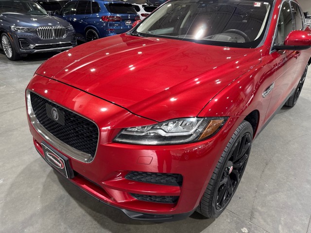 Vehicle image 4 of 99