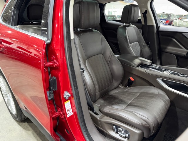 Vehicle image 65 of 99