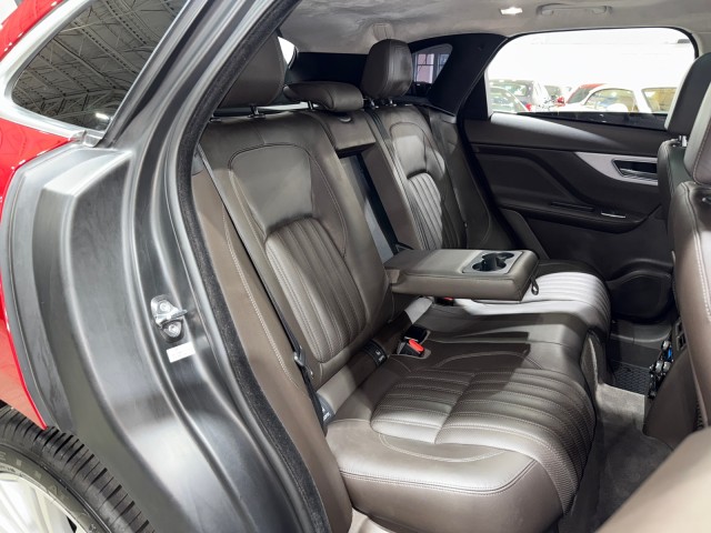Vehicle image 62 of 99