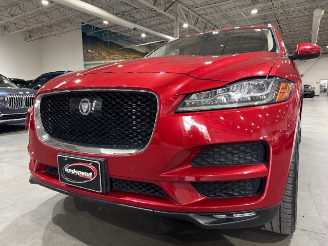 Vehicle image 33 of 99