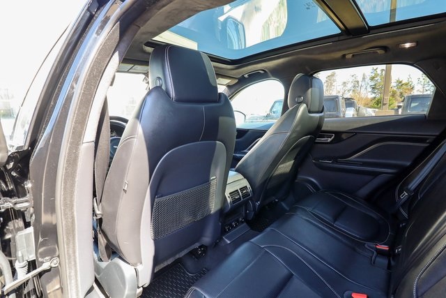 Vehicle image 38 of 78