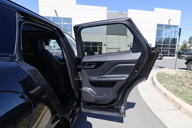 Vehicle image 49 of 78