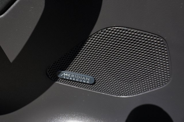 Vehicle image 36 of 78