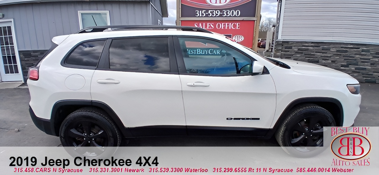 Vehicle image 22 of 25