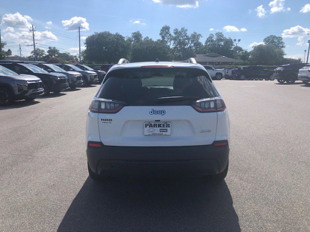 Vehicle image 7 of 32