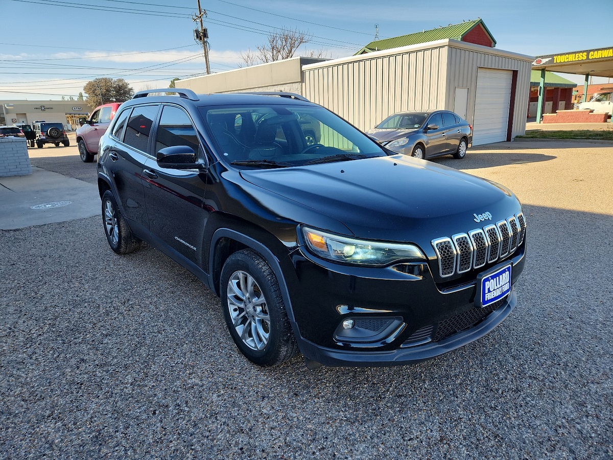 Vehicle image 2 of 12
