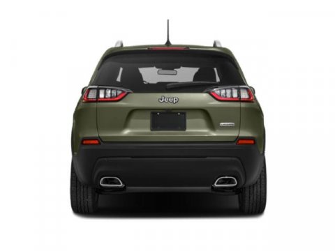 Vehicle image 7 of 19