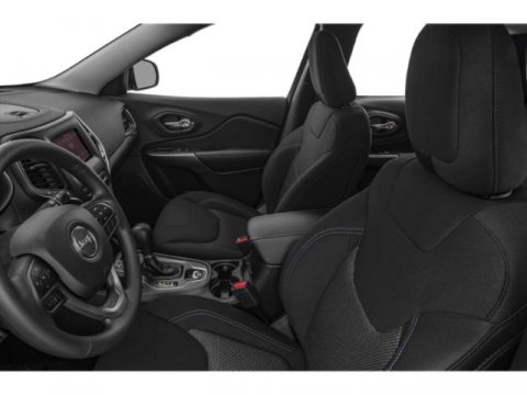 Vehicle image 12 of 19