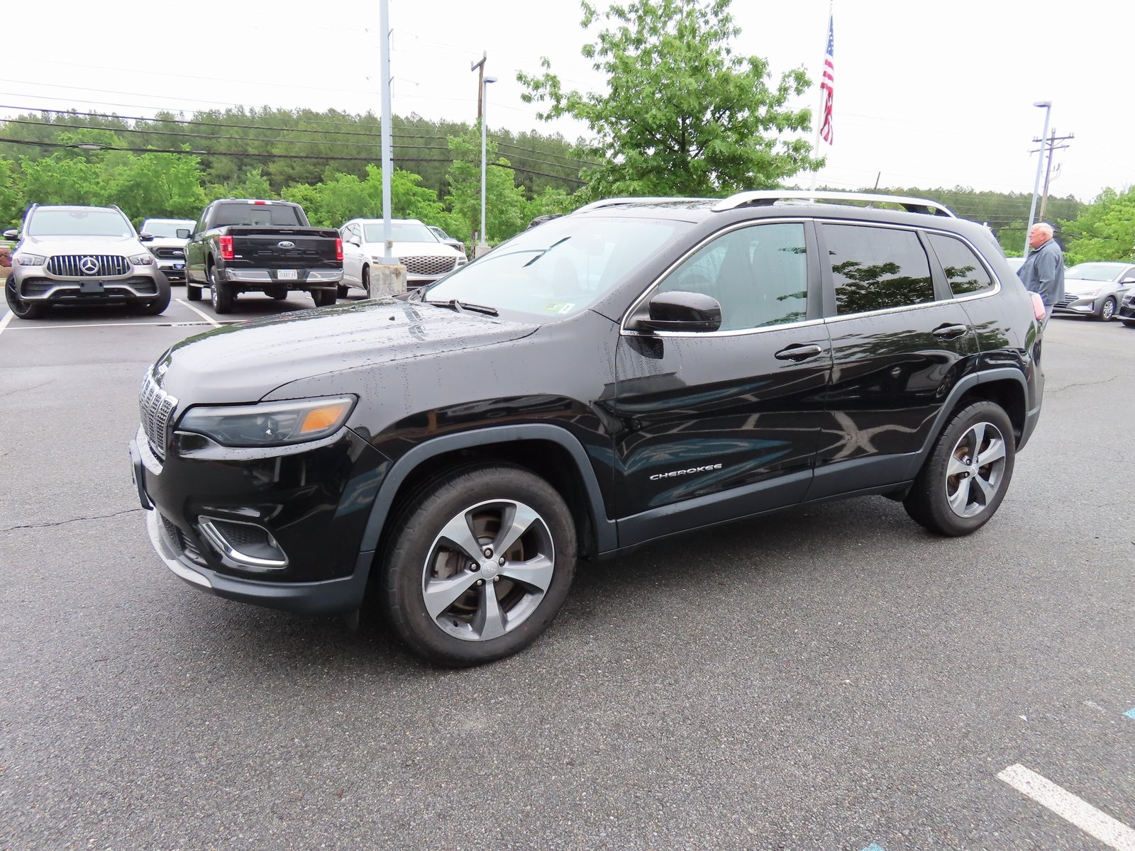 Vehicle image 2 of 36
