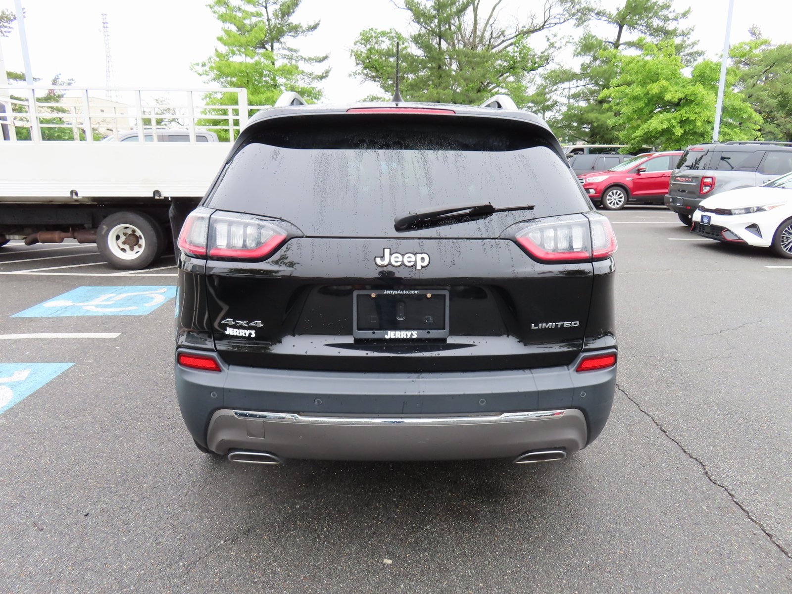 Vehicle image 6 of 36
