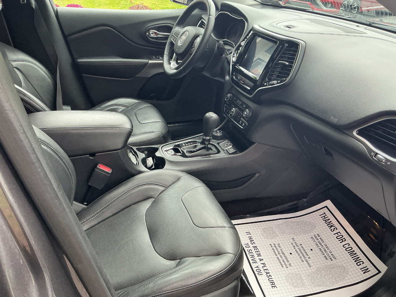 2019 Jeep Cherokee Limited Image 15 of 28