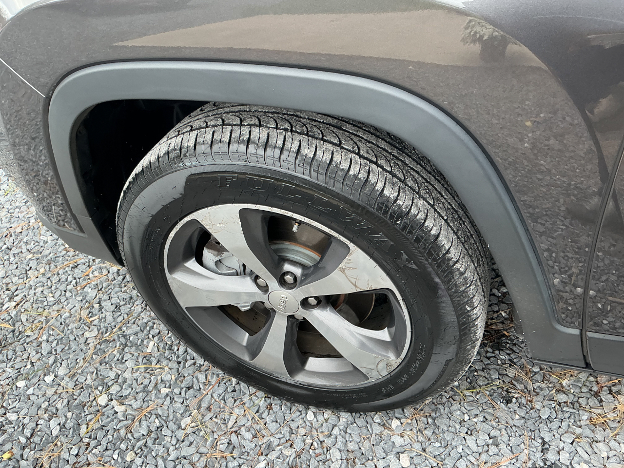 2019 Jeep Cherokee Limited Image 8 of 28