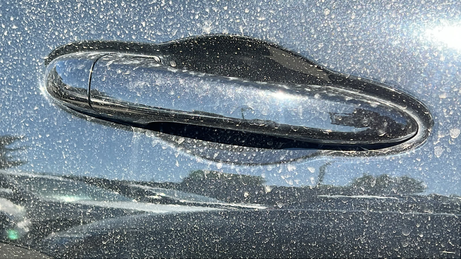 Vehicle image 12 of 21