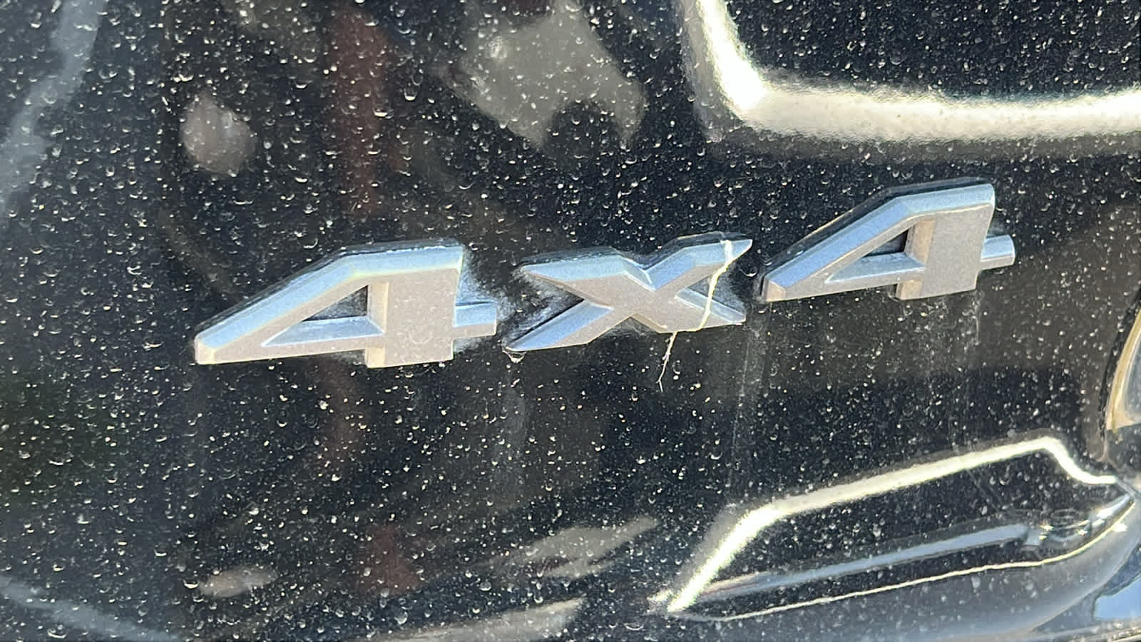 Vehicle image 16 of 21