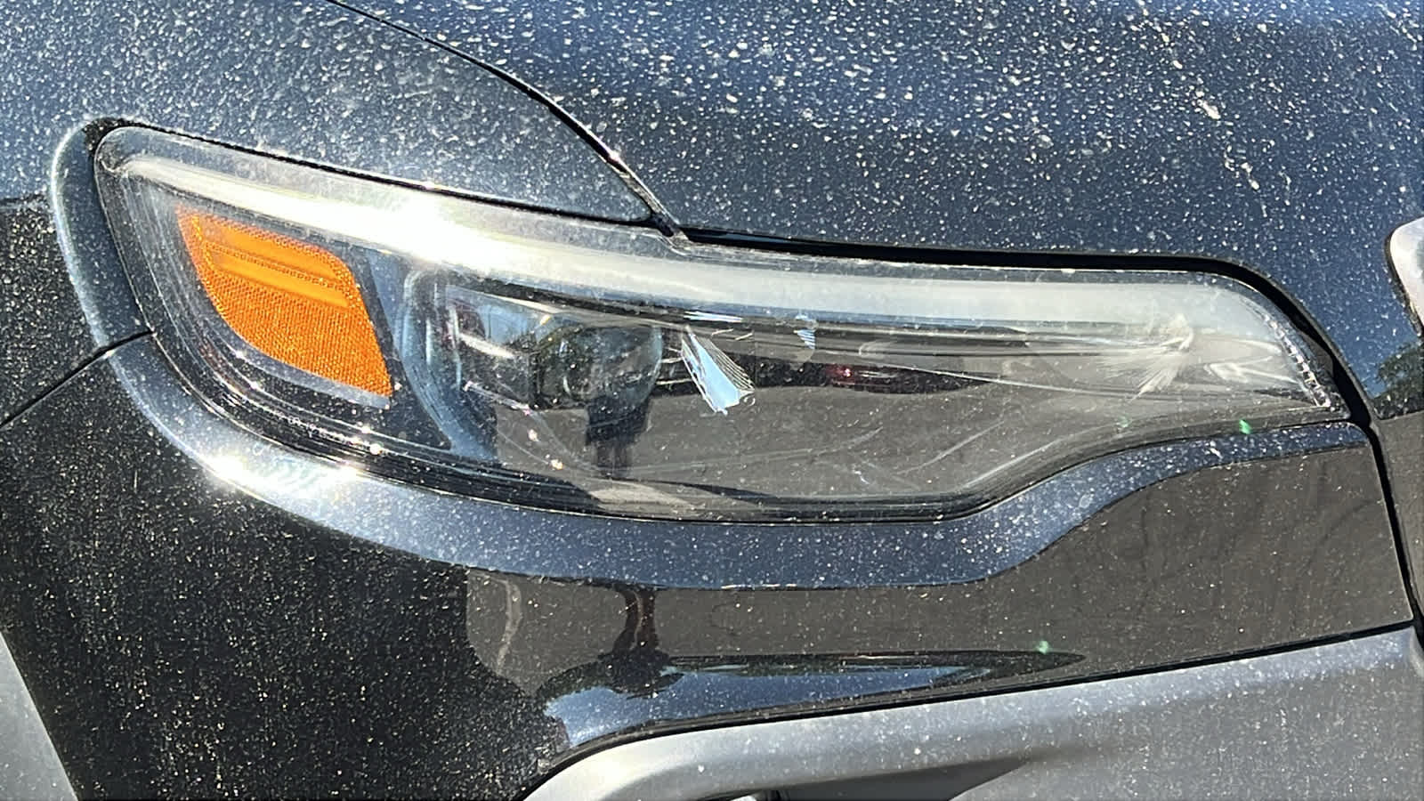 Vehicle image 6 of 21