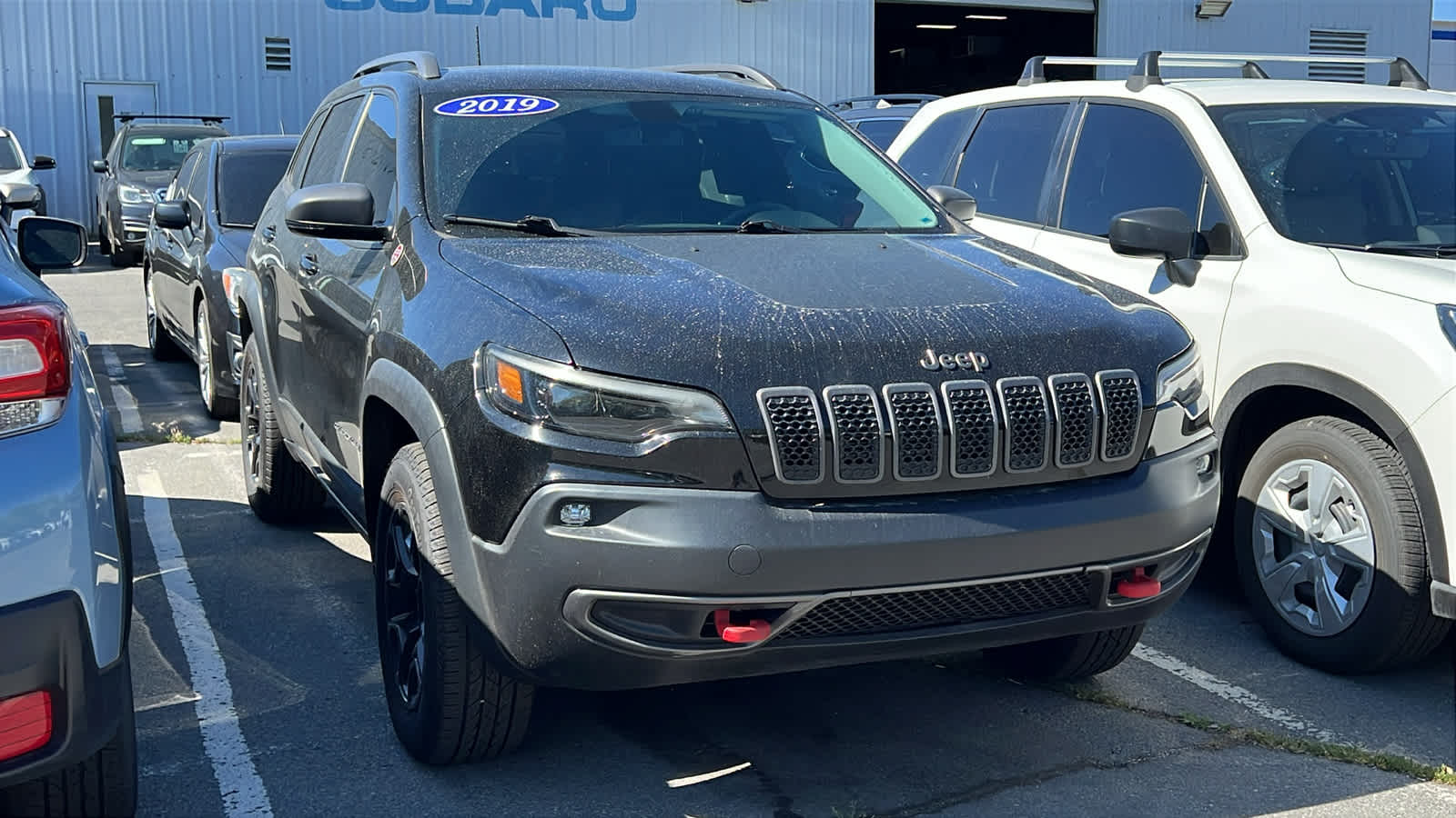 Vehicle image 3 of 21