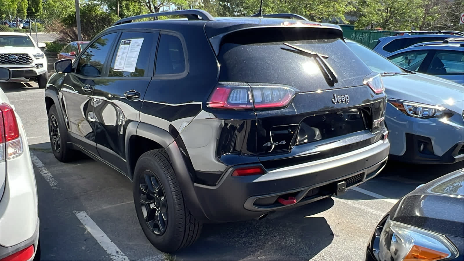 Vehicle image 5 of 21