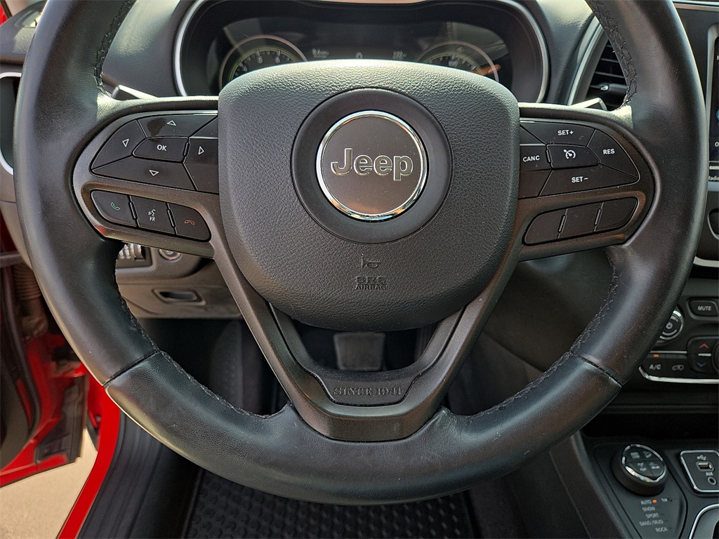 Vehicle image 12 of 12