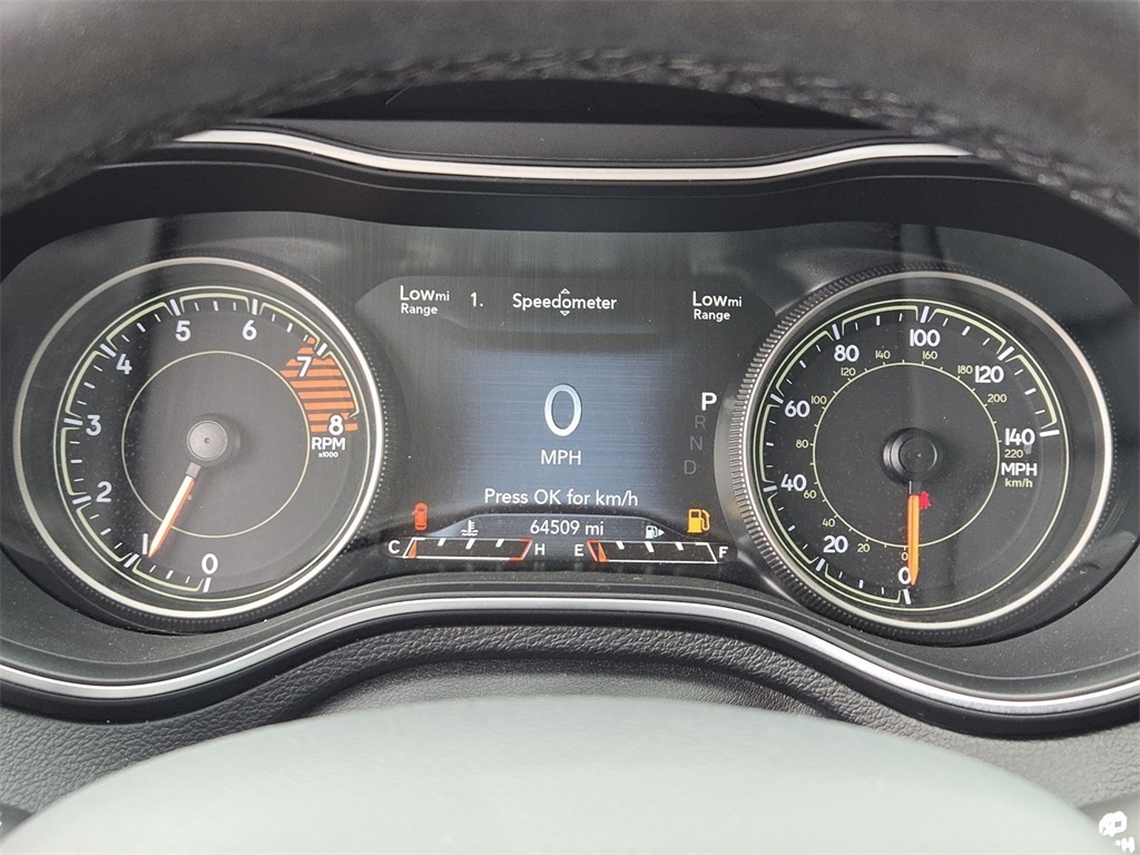 Vehicle image 25 of 39