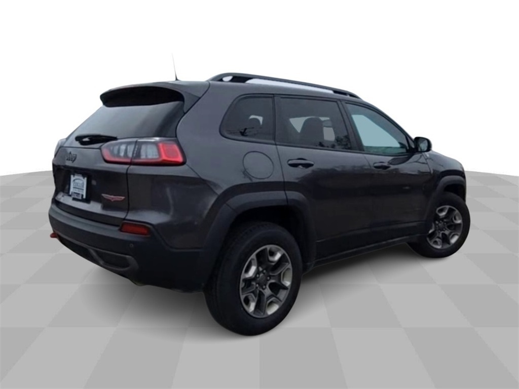 Vehicle image 6 of 39