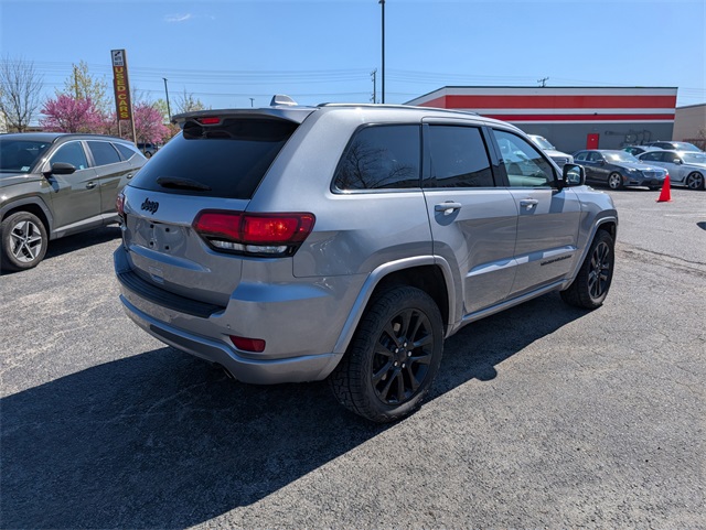 Vehicle image 6 of 35